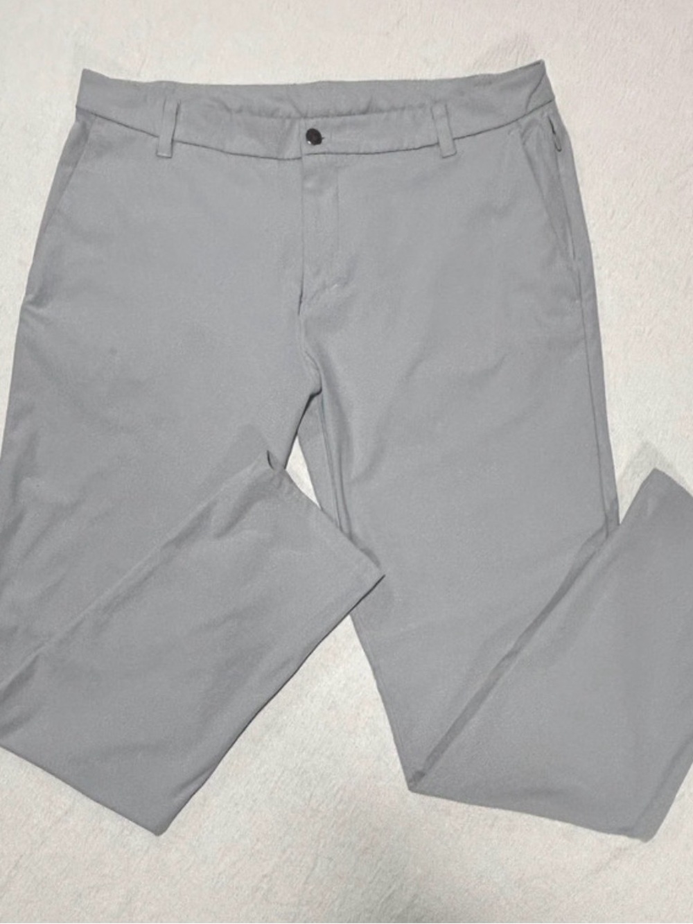 lululemon athletica Men’s Light Gray Chino-Style Pants Sz 36